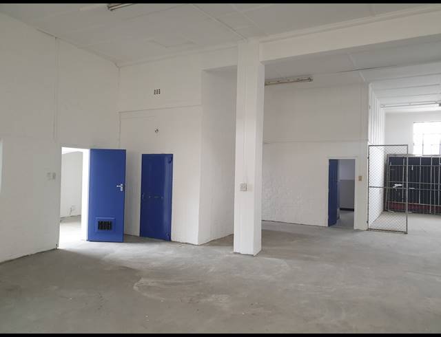 448M² WAREHOUSE TO LET IN OBSERVATORY